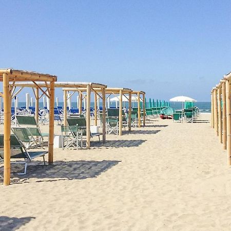 "Burlamacca" Luxury Apartment Viareggio Exterior photo